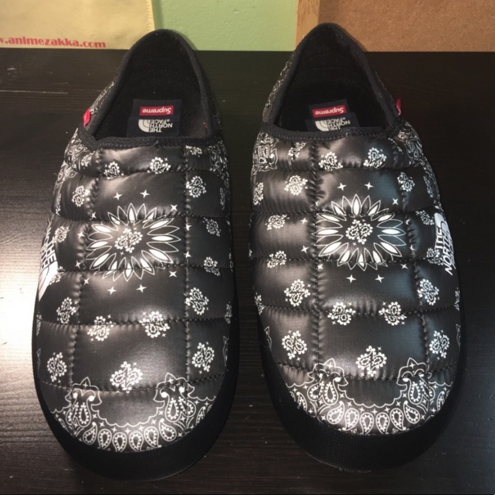 Supreme X TNF traction mule, VNDS - Picture 2 of 5